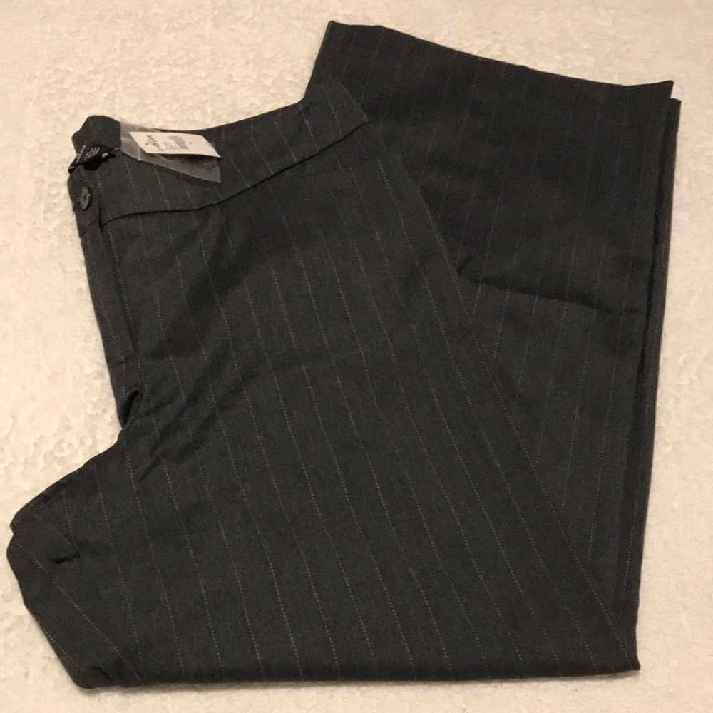 NWT Lane Bryant gray with beige/blue thin stripe dress pants Size 16